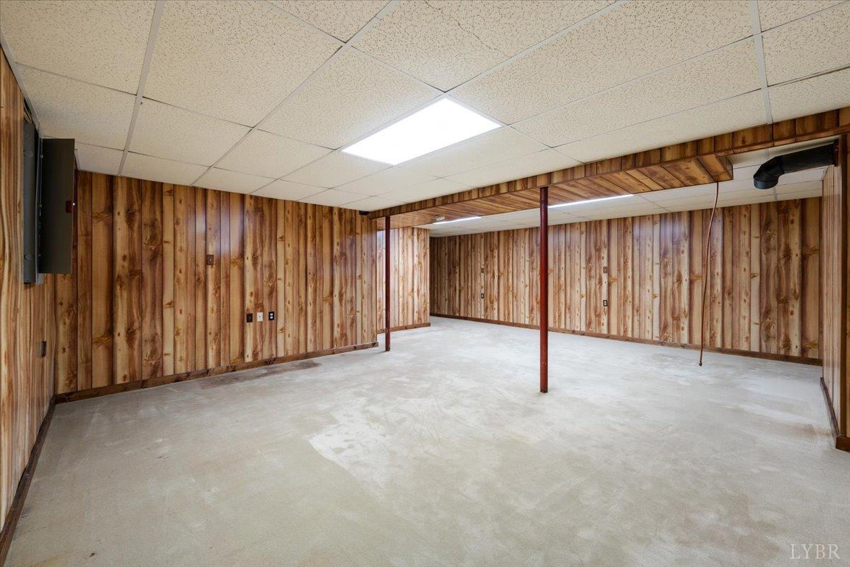 391 Pond Road Buckingham, VA 23921 - Photo 38 of 75 a view of an empty room