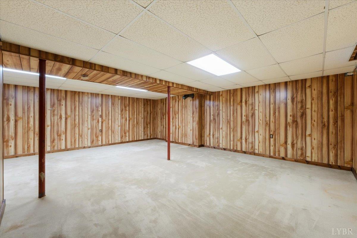 391 Pond Road Buckingham, VA 23921 - Photo 39 of 75 a view of an empty room