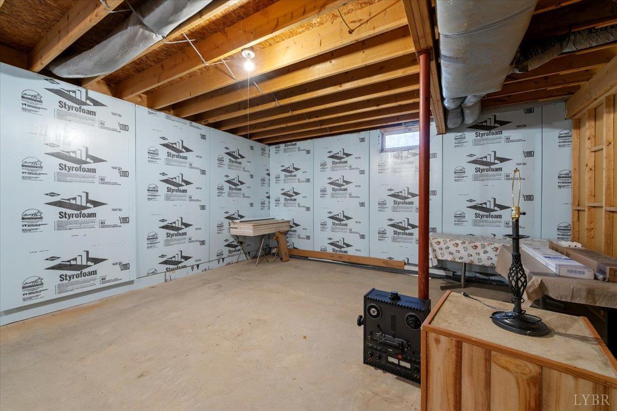 391 Pond Road Buckingham, VA 23921 - Photo 40 of 75 a view of a room with gym equipment