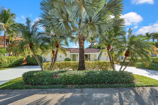 $6,500 | 324 Blossom Lane, West Palm Beach, FL 33404