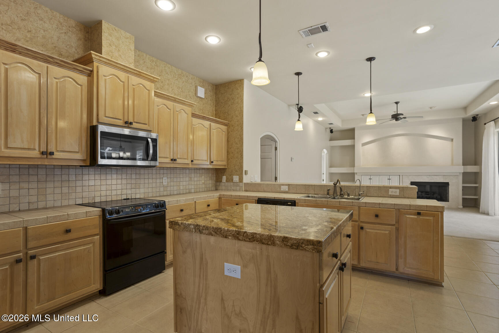 518 Heatherstone Court Ridgeland, MS 39157 - Photo 8 of 31 518 Heatherstone-10