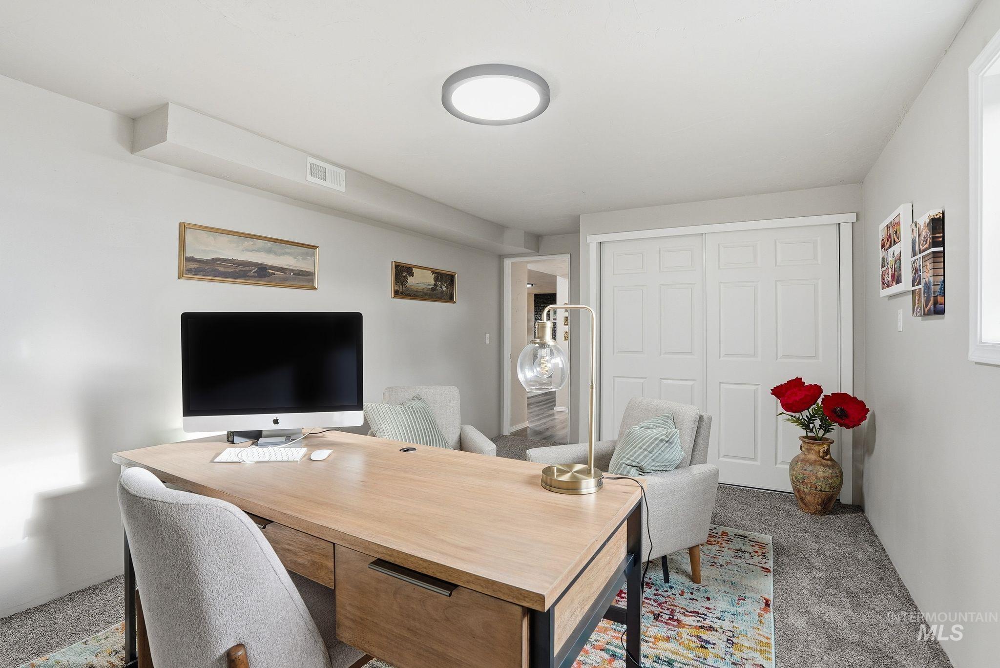 2435 Easy Street Clarkston, WA 99403 - Photo 29 of 49 Office area with carpet floors