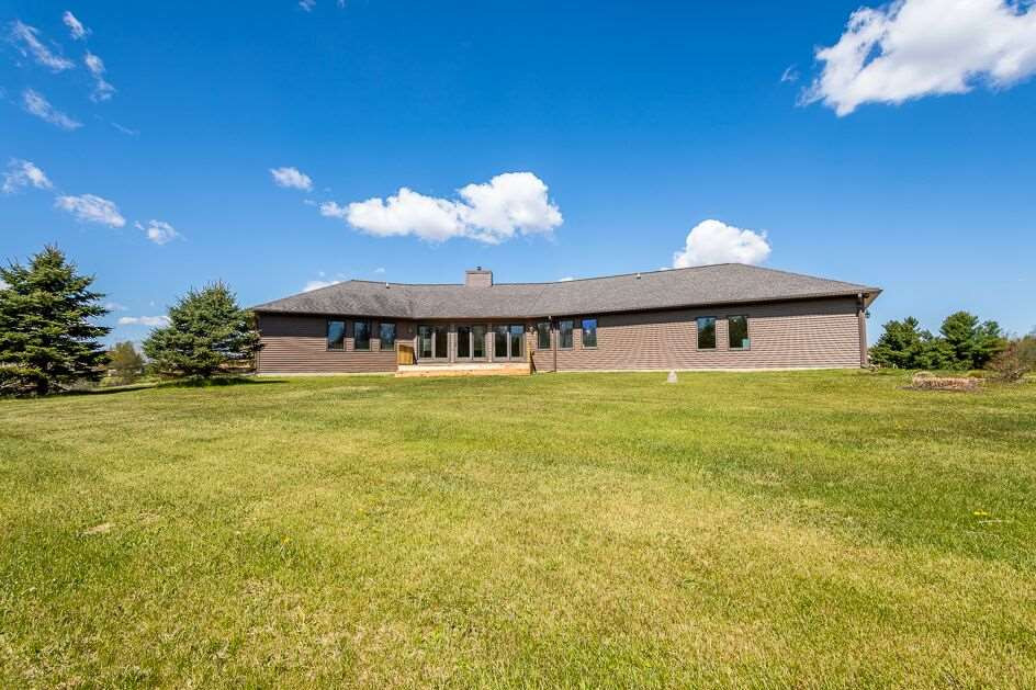8771 Cockroft Road Eaton Rapids, MI 48827 - Photo 1 of 29 Photo 1