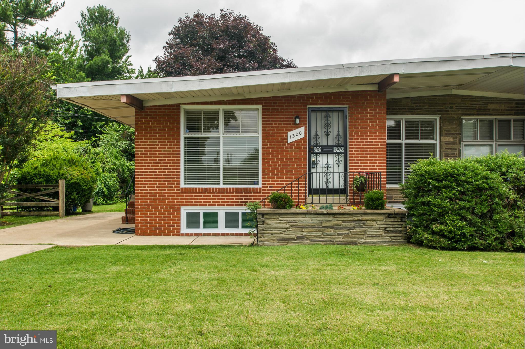 1300 Ablett Road Baltimore, MD 21239 - Photo 1 of 30 Exterior (Front)