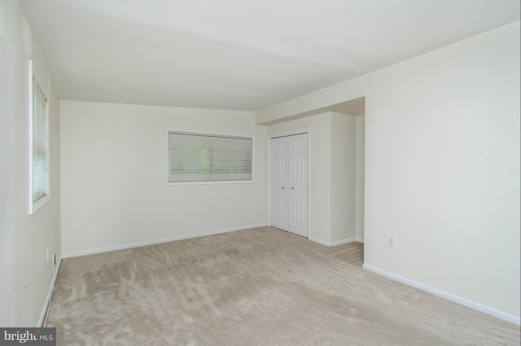 1300 Ablett Road Baltimore, MD 21239 - Photo 19 of 30 Bedroom (Master)