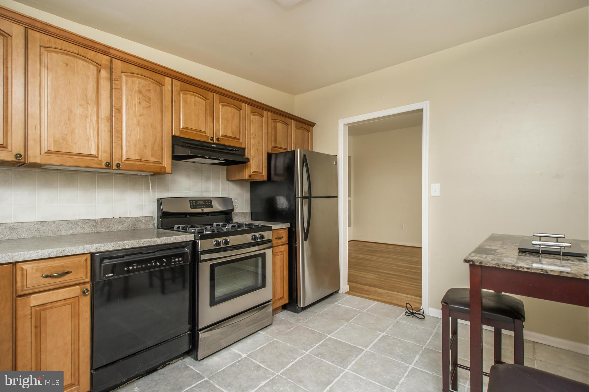 1300 Ablett Road Baltimore, MD 21239 - Photo 8 of 30 Kitchen