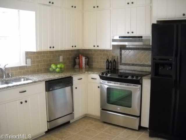2930 Good Hope Road Winston-Salem, NC 27106 - Photo 4 of 15 Kitchen.