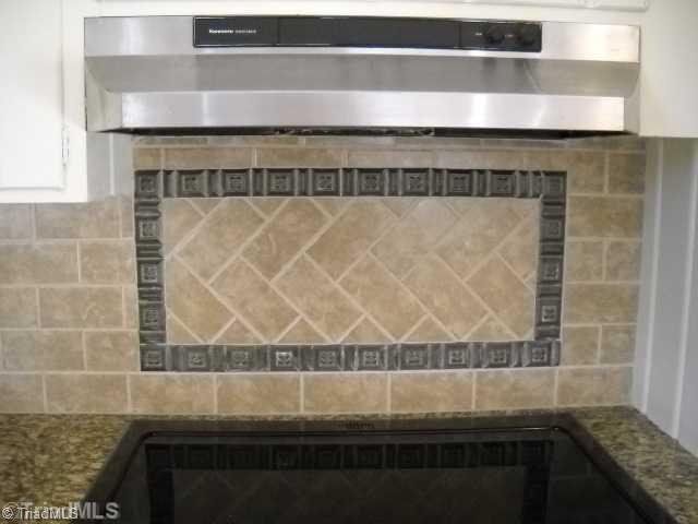 2930 Good Hope Road Winston-Salem, NC 27106 - Photo 5 of 15 Kitchen. Backsplash
