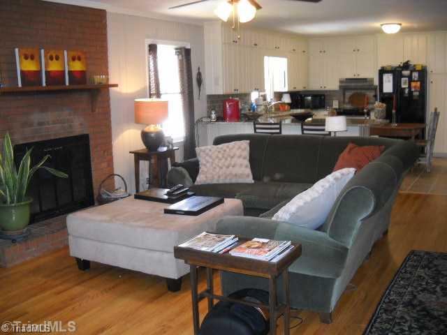 2930 Good Hope Road Winston-Salem, NC 27106 - Photo 7 of 15 Den/Family/Great Room.