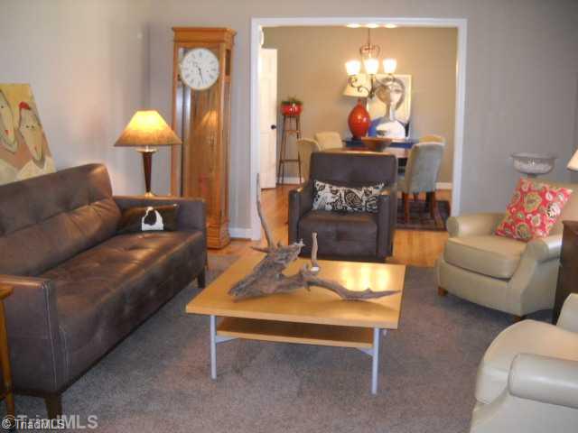 2930 Good Hope Road Winston-Salem, NC 27106 - Photo 9 of 15 Living Room.