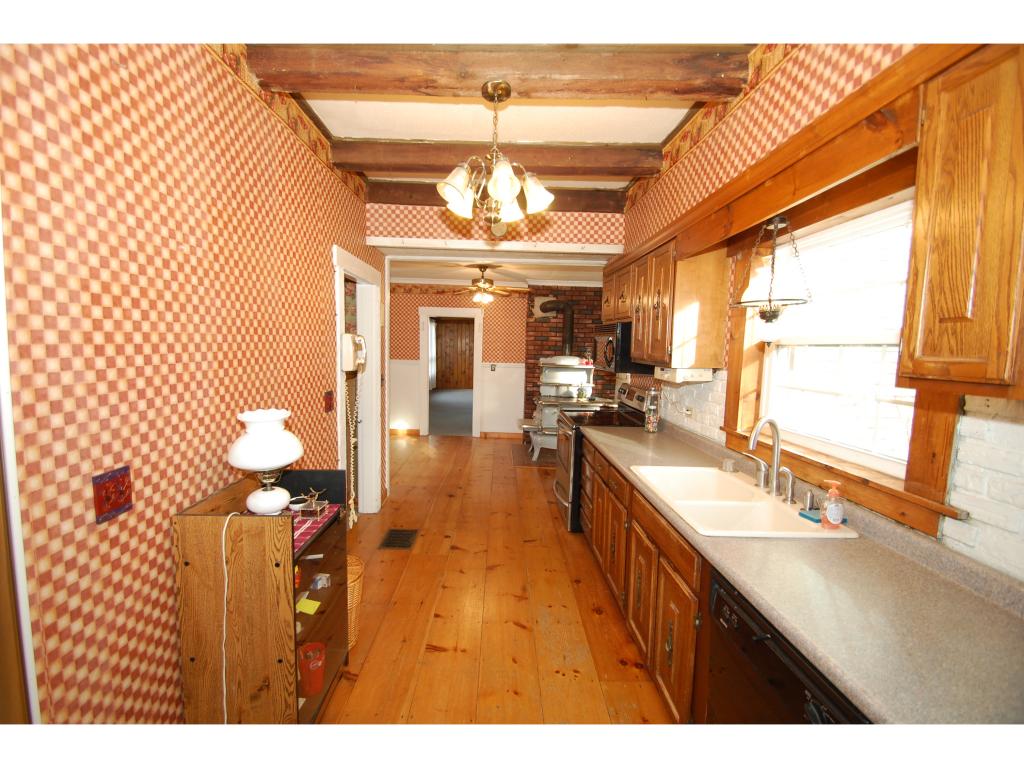 412 Riverdale Road Weare, NH 03281 - Photo 11 of 30