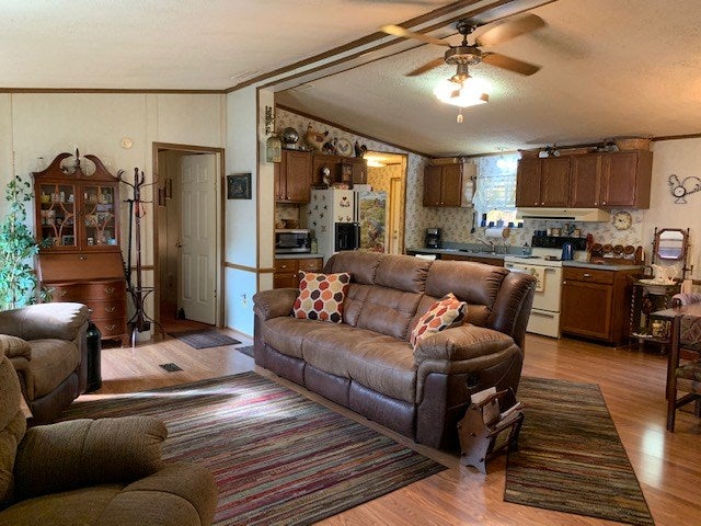 310 Holcomb Road Spout Spring, VA 24593 - Photo 9 of 19 Gallery Image 9