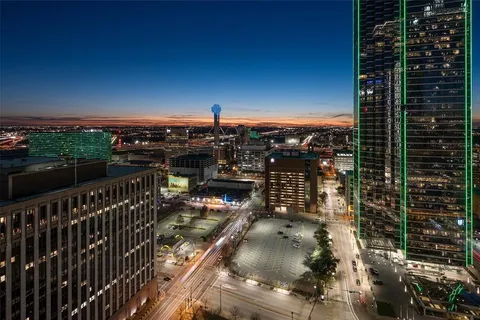 $479,000 | 1200 Main Street, Unit 2406, Dallas, TX 75202