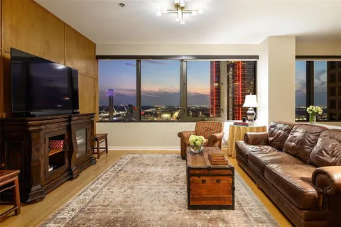 $479,000 | 1200 Main Street, Unit 2406, Dallas, TX 75202