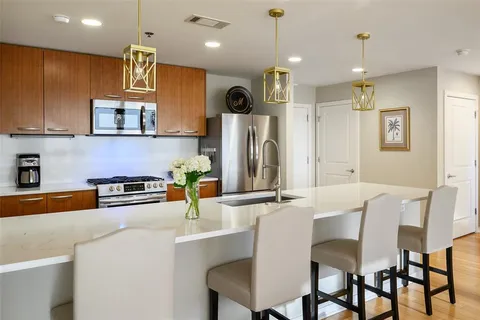 $479,000 | 1200 Main Street, Unit 2406, Dallas, TX 75202