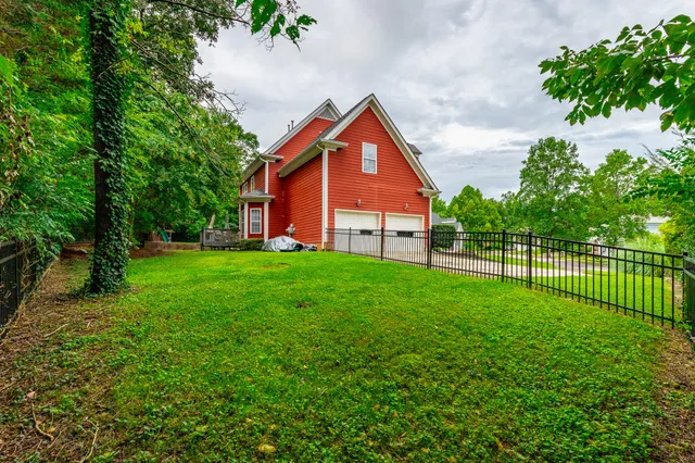 $559,900 | 810 Younger Circle, Chattanooga, TN 37415