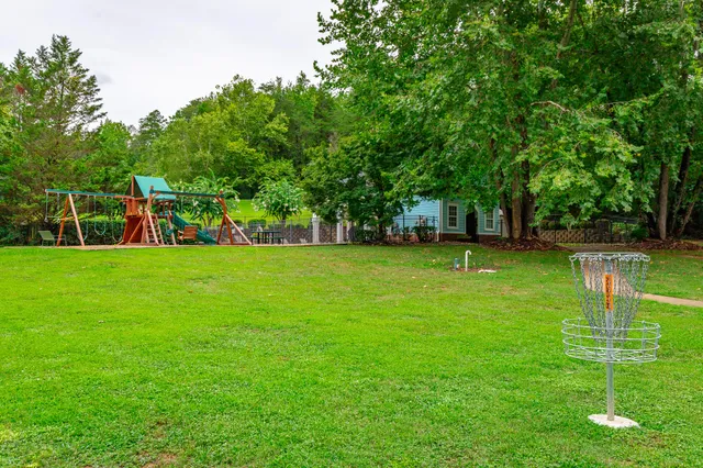 $559,900 | 810 Younger Circle, Chattanooga, TN 37415