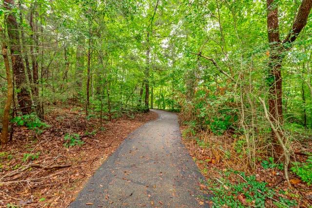 $559,900 | 810 Younger Circle, Chattanooga, TN 37415