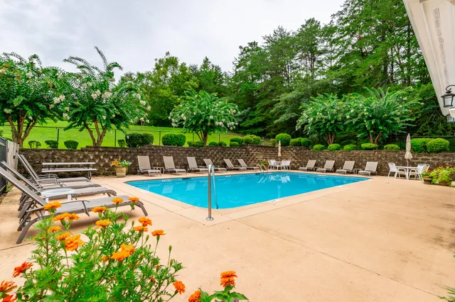 $559,900 | 810 Younger Circle, Chattanooga, TN 37415