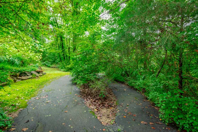 $559,900 | 810 Younger Circle, Chattanooga, TN 37415