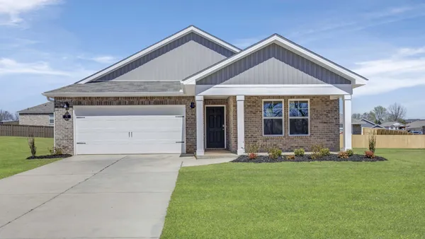$323,900 | 71 Aurora Circle, Fayetteville, TN 37334
