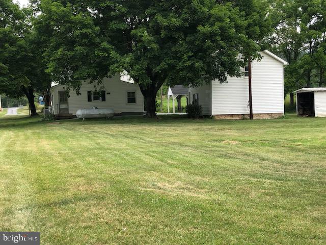 4582 Fort Valley Road Fort Valley, VA 22652 - Photo 14 of 37 view of the back of house