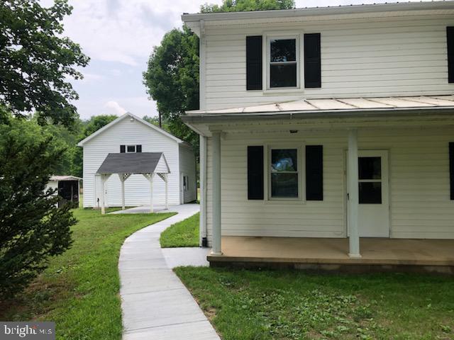 4582 Fort Valley Road Fort Valley, VA 22652 - Photo 2 of 37 side walk to rear area