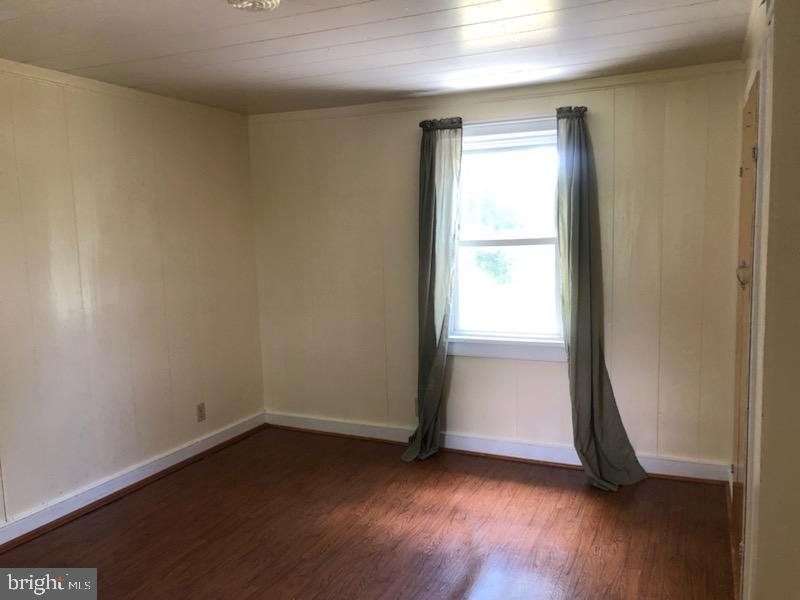 4582 Fort Valley Road Fort Valley, VA 22652 - Photo 32 of 37 3rd bedroom
