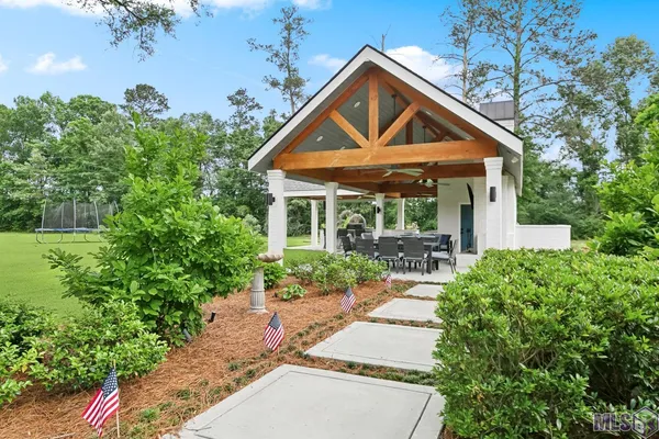 $845,000 | 8196 Wildwood Drive, Denham Springs, LA 70706