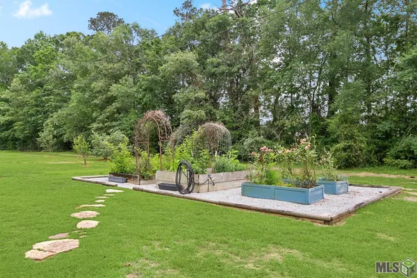 $845,000 | 8196 Wildwood Drive, Denham Springs, LA 70706