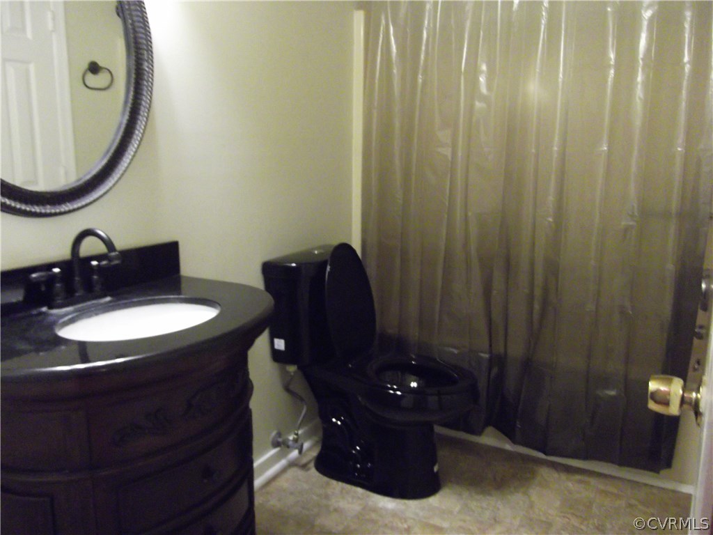 16815 Namozine Road Sutherland, VA 23885 - Photo 18 of 24 MASTER BATH