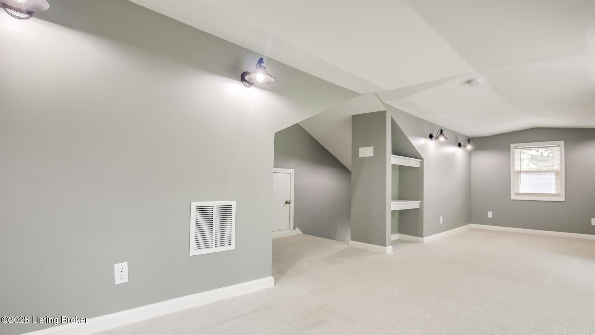 634 Country Club Road Louisville, KY 40206 - Photo 26 of 35 Family Room