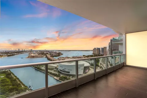 $1,130,000 | 900 Biscayne Boulevard, Unit 3502, Miami, FL 33132