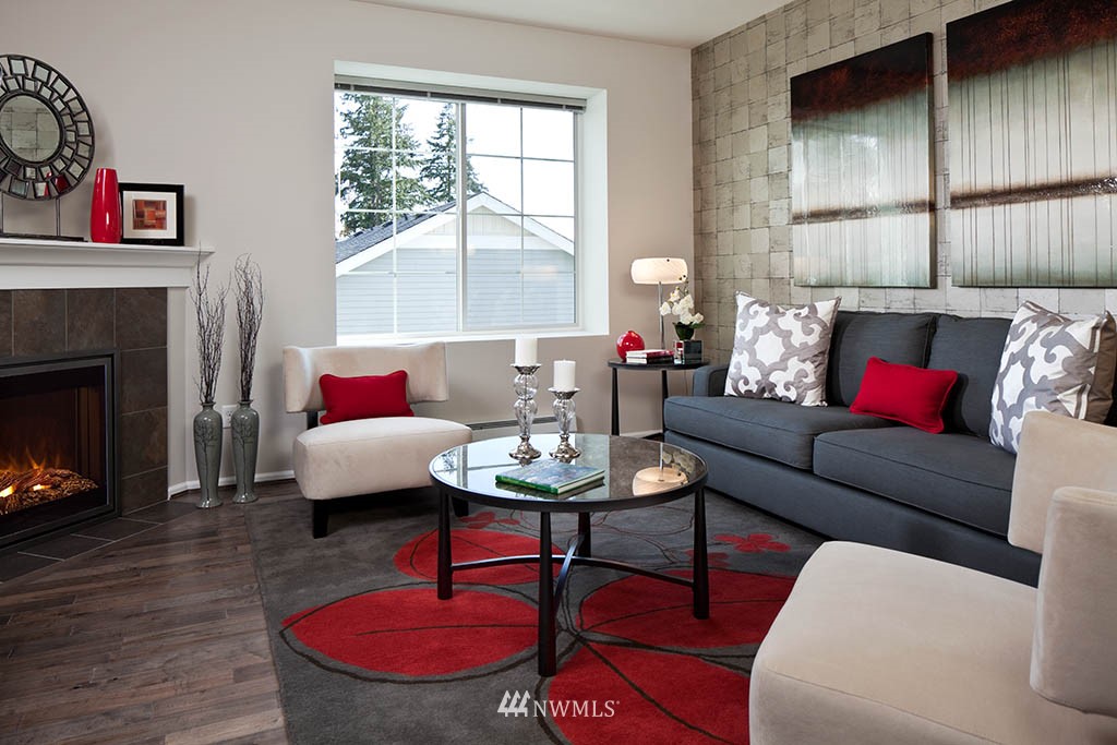6552 High Point Drive Southwest, Unit 2 4 Seattle, WA 98126 - Photo 4 of 9 Gallery Image 4
