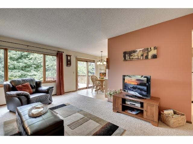 10507 Utah Road Bloomington, MN 55438 - Photo 3 of 18