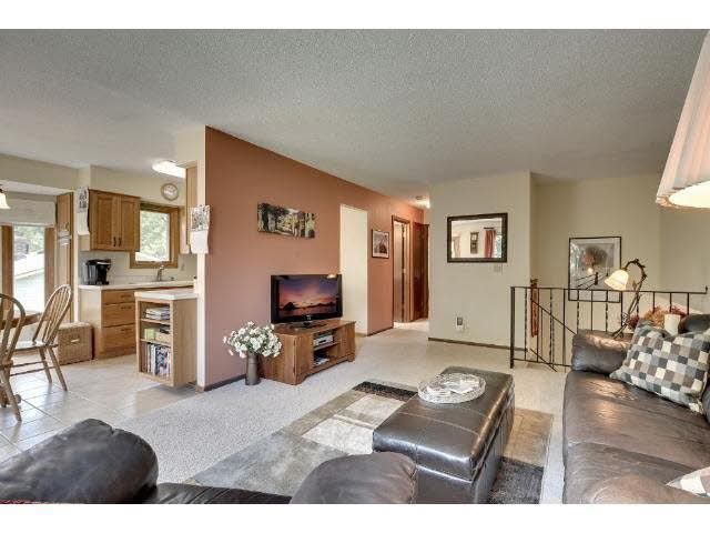 10507 Utah Road Bloomington, MN 55438 - Photo 5 of 18