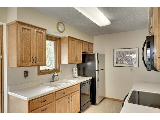10507 Utah Road Bloomington, MN 55438 - Photo 7 of 18