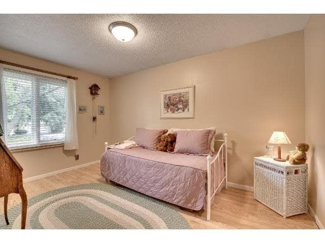 10507 Utah Road Bloomington, MN 55438 - Photo 10 of 18