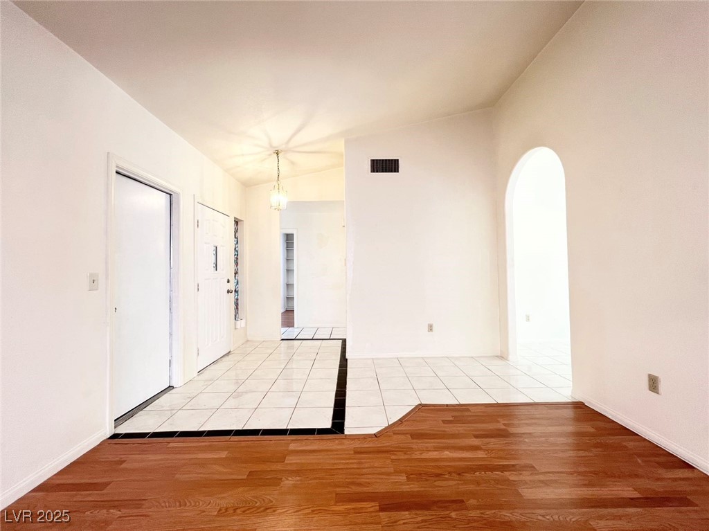 2629 Shakespeare Road Las Vegas, NV 89108 - Photo 11 of 24