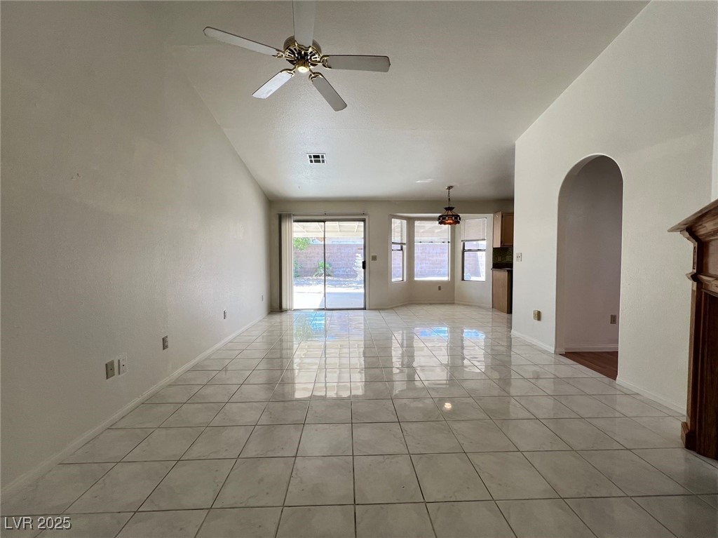 2629 Shakespeare Road Las Vegas, NV 89108 - Photo 2 of 24