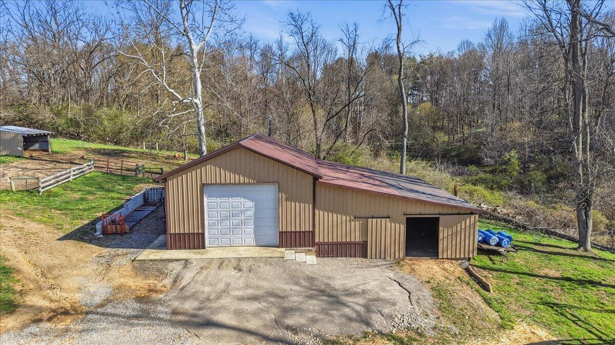 13232 Old Mansfield Road Mount Vernon, OH 43050 - Photo 6 of 46 06-DJI_20260408094733_0850_D