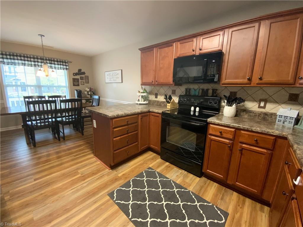 5832 Sunny Ridge Trail Clemmons, NC 27012 - Photo 2 of 15 Gallery Image 2