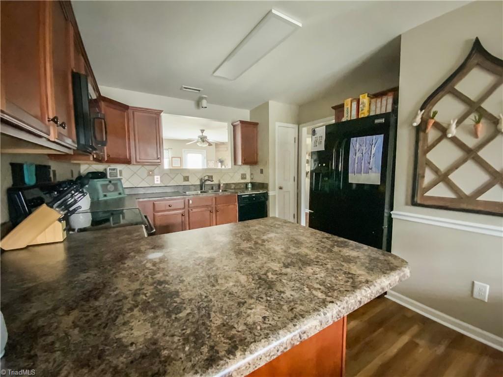 5832 Sunny Ridge Trail Clemmons, NC 27012 - Photo 3 of 15 Gallery Image 3