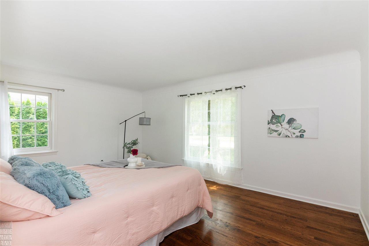 260 Stephens Road Grosse Pointe, MI 48236 - Photo 13 of 29 50050357-13.JPG
