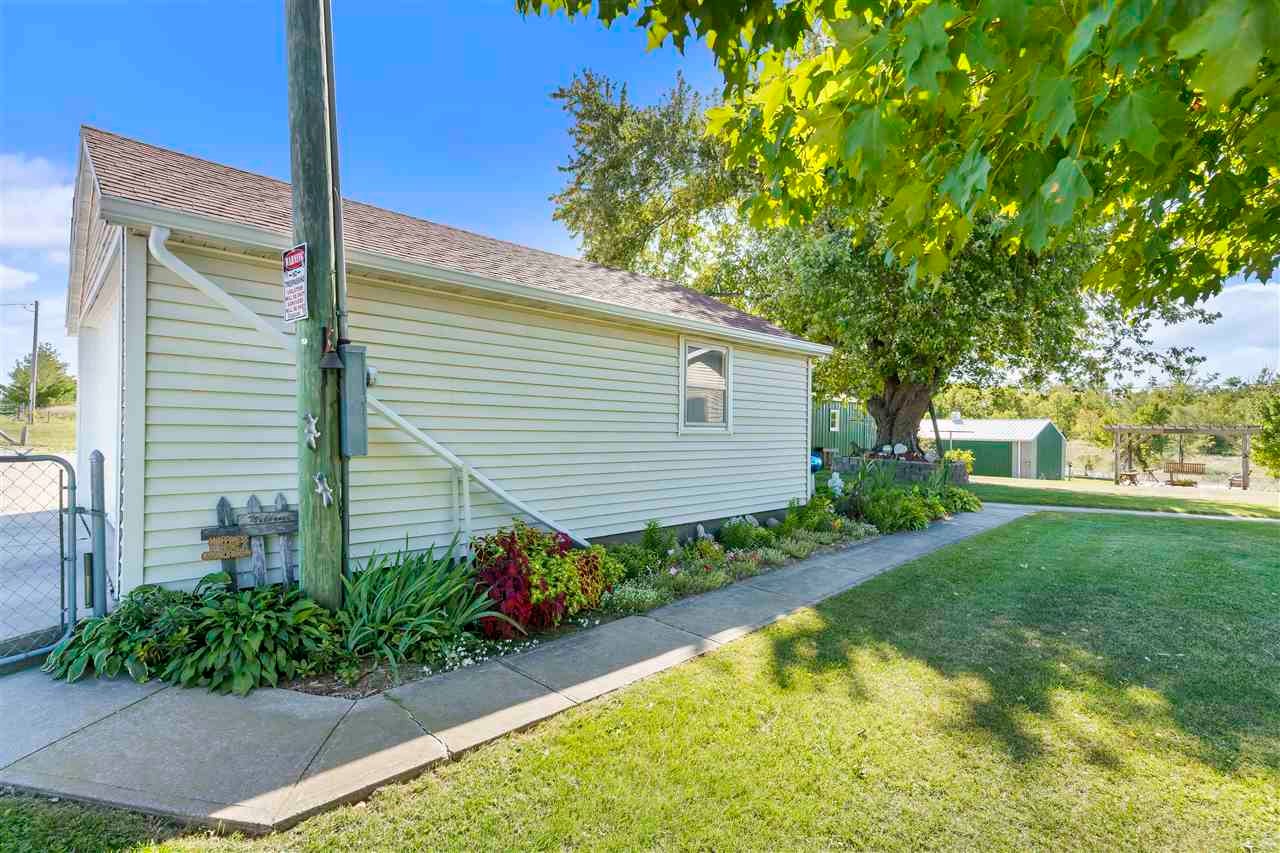 1106 Paralta Road Springville, IA 52336 - Photo 10 of 31 Gallery Image 10