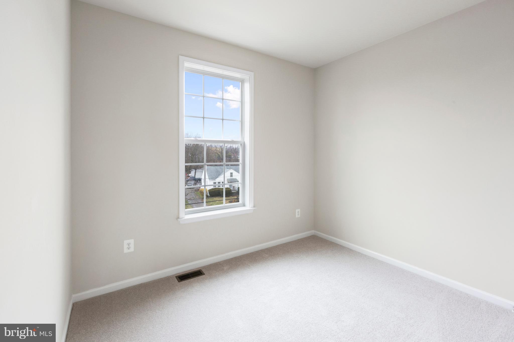 7865 Wormans Mill Road Frederick, MD 21701 - Photo 22 of 30 Bedroom