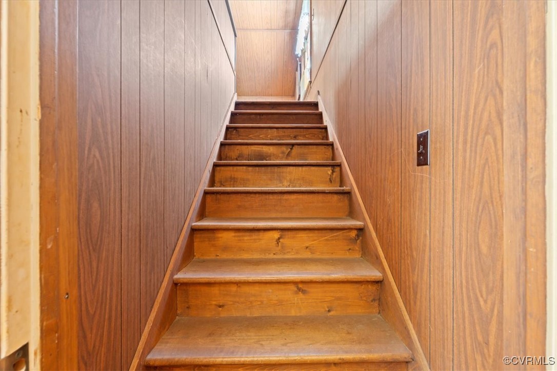 43 Franktown Road Hampton, VA 23663 - Photo 34 of 47 Stairs featuring wood walls