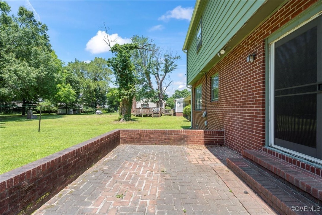 43 Franktown Road Hampton, VA 23663 - Photo 10 of 47 View of patio / terrace