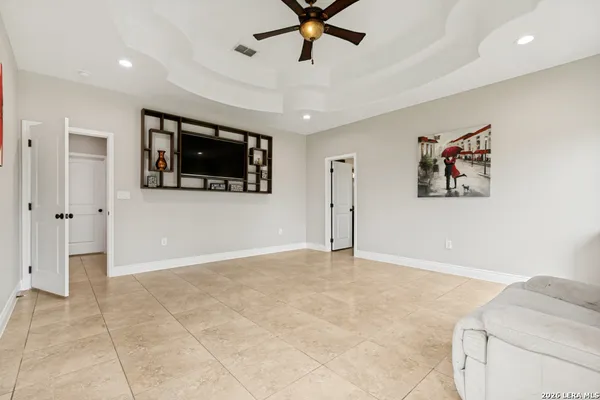 $549,000 | 18425 Kinney Road, Atascosa, TX 78002