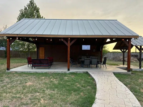 $549,000 | 18425 Kinney Road, Atascosa, TX 78002